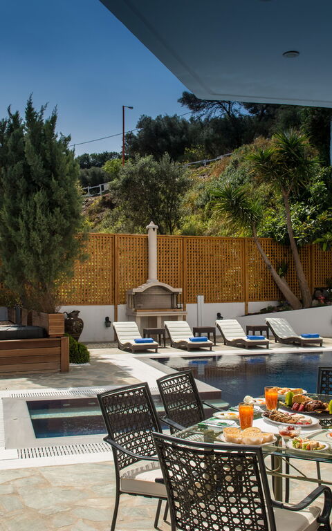 Villa Artemis: Balkong / terrass / uteplats, slå samman, Utomhus