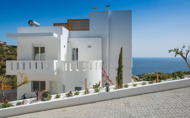 Villa Artemis: Balkong / terrass / uteplats, Exteriör