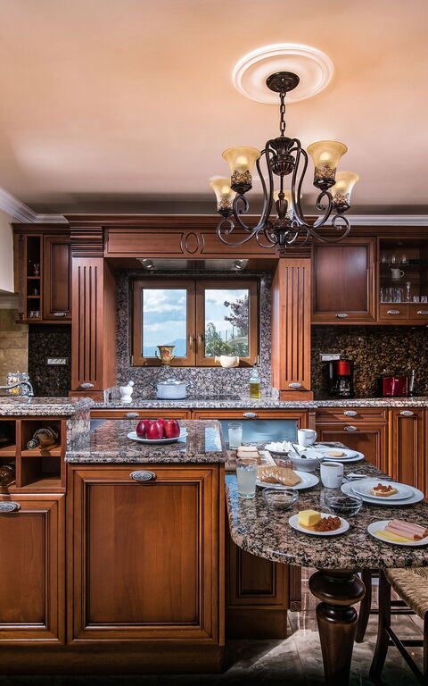 Villa Bella Mare: Kök, Lunchrum