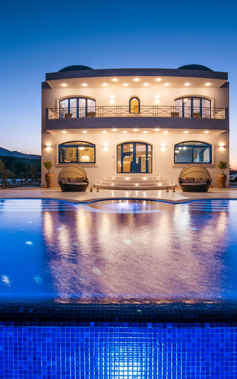 Villa Santor: Exteriör, slå samman