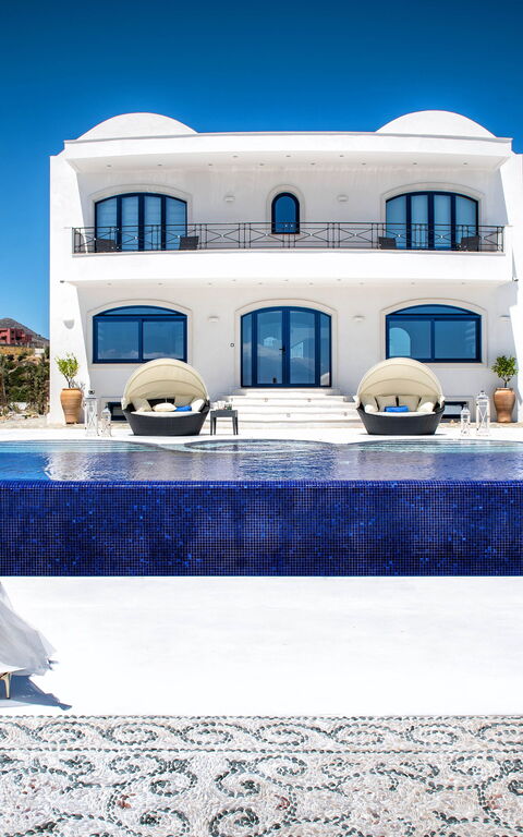 Villa Santor: Exteriör, slå samman