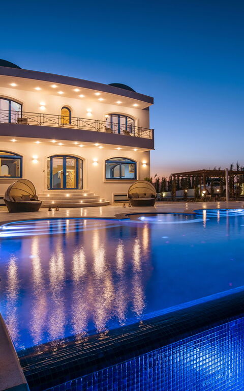 Villa Santor: Exteriör, slå samman