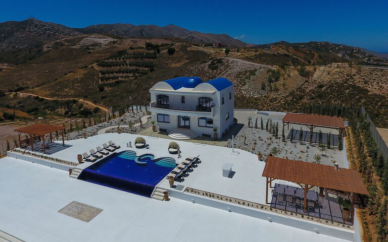 Villa Santor: Balkong / terrass / uteplats, Exteriör, slå samman