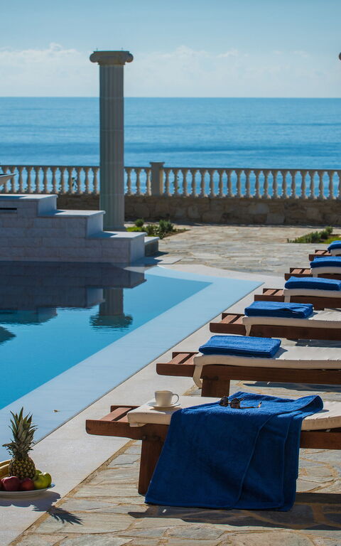 Villa Kalliste: slå samman, Visningar