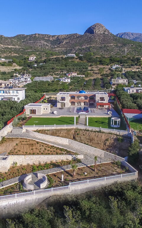 Villa Kalliste: Exteriör, Visningar