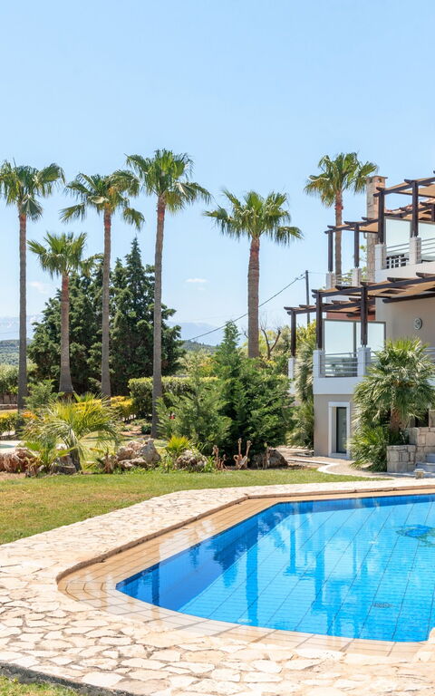 Villa Myrtia: Exteriör, slå samman