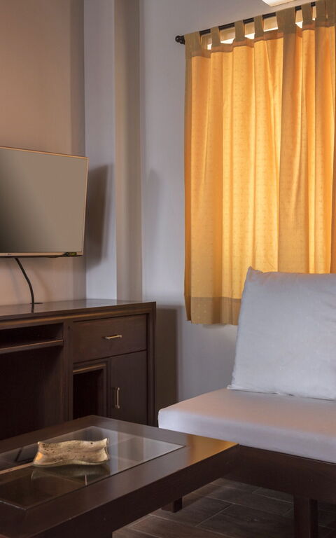 Villa Kissos: Lunchrum, Vardagsrum