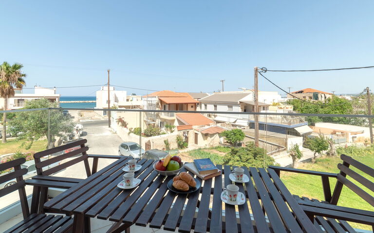 Semesterboende Aria 2: Balkong / terrass / uteplats, Exteriör, Visningar