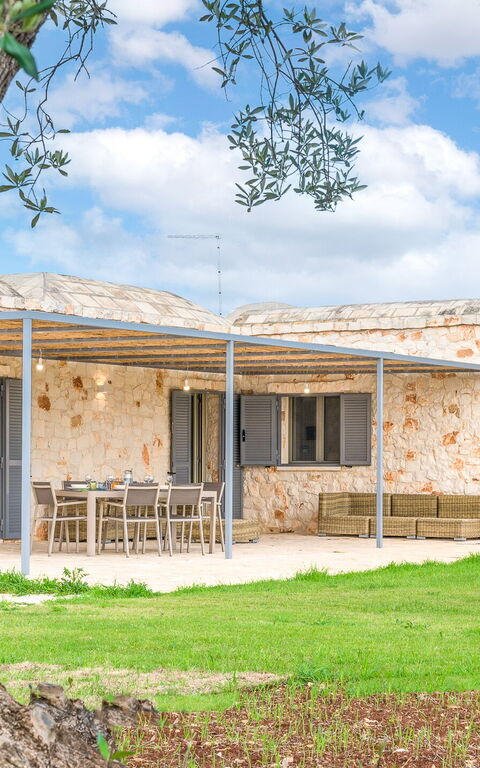 Villa Trullina: Trädgård, Utomhus