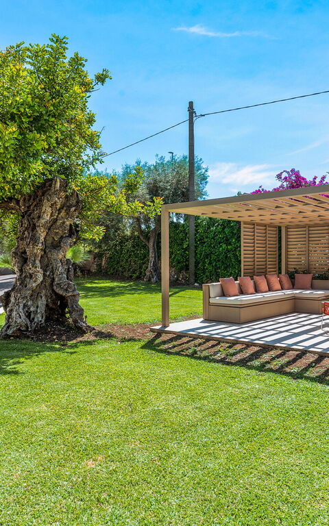 Villa Artemare: Exteriör, Trädgård, Utomhus