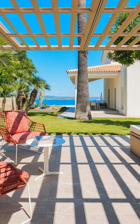 Villa Artemare: Exteriör, Trädgård, Utomhus