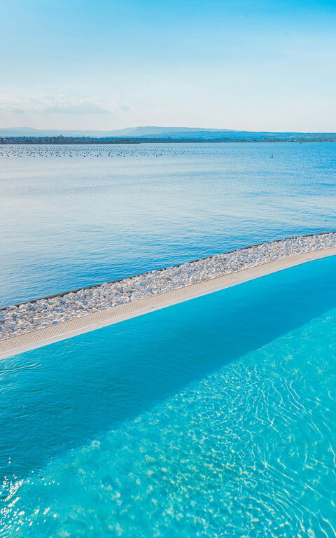 Villa Artemare: Exteriör, slå samman, Utomhus, Visningar