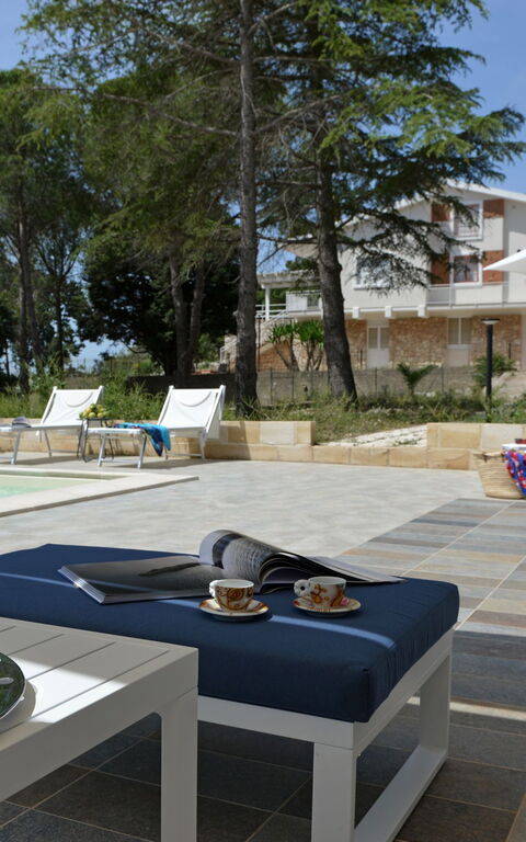 Villa Pica: slå samman, Sommar, Trädgård, Utomhus