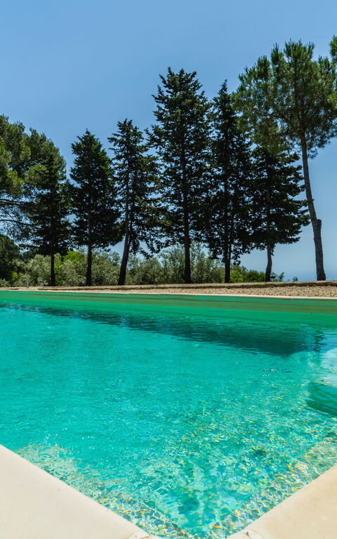 Villa Pica: Exteriör, slå samman, Utomhus