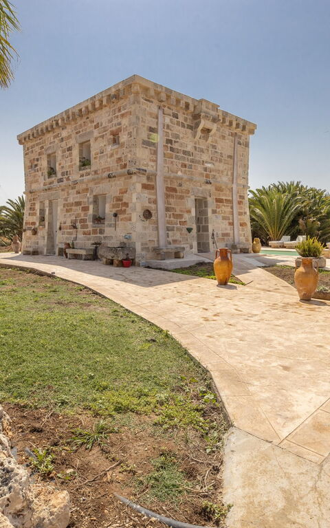 Villa Turris: Trädgård