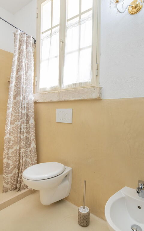 Villa Turris: Badrum