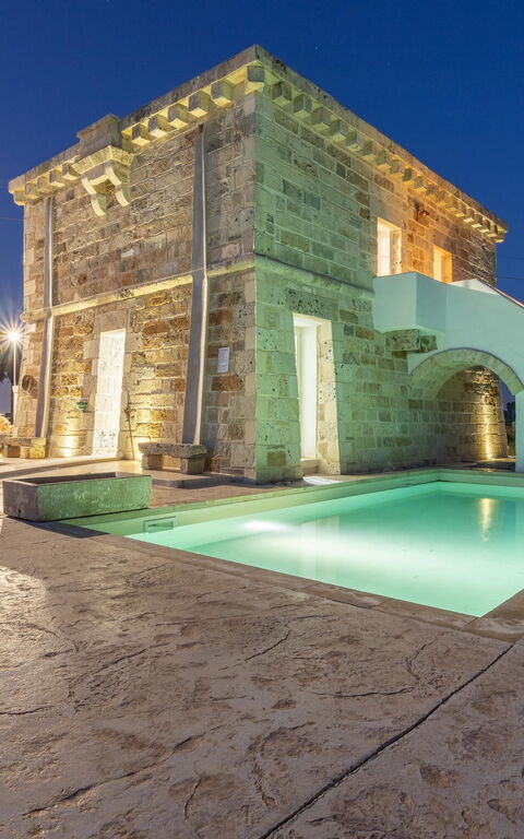 Villa Turris: slå samman, Trädgård