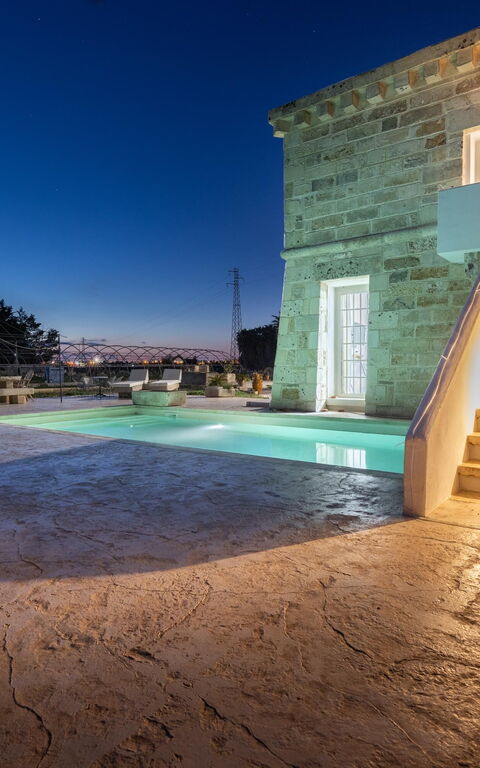 Villa Turris: slå samman, Trädgård