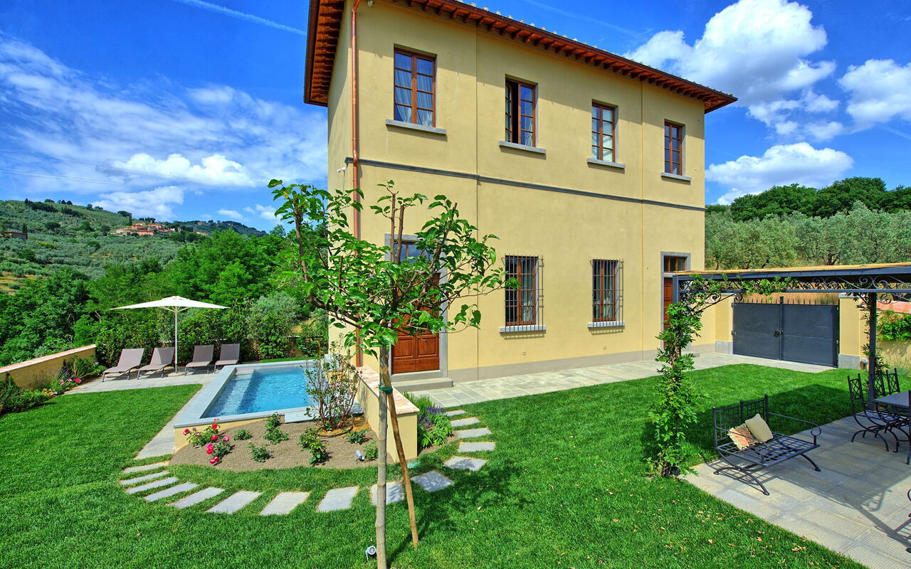 Casa Lionardo: Exteriör, slå samman, Sommar, Trädgård, Utomhus