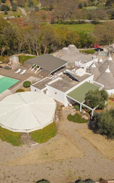 Tenuta Minnea: Exteriör, slå samman