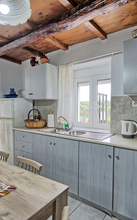 Aretousa: Kök, Lunchrum