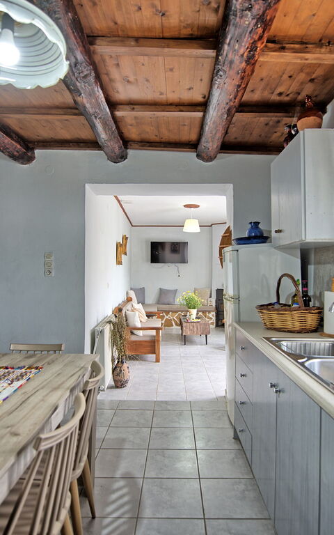 Aretousa: Kök, Lunchrum