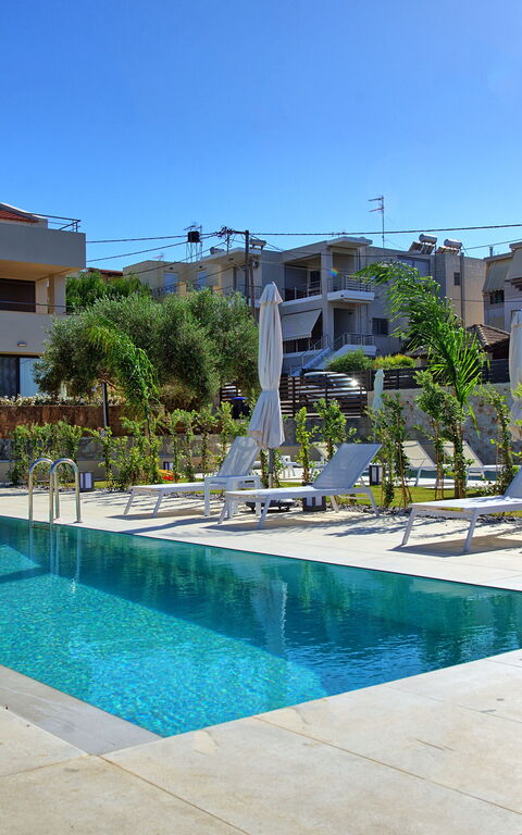 Iris: Exteriör, slå samman, Utomhus