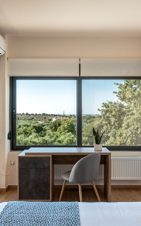 Dioni: Balkong / terrass / uteplats, sovrum, Visningar