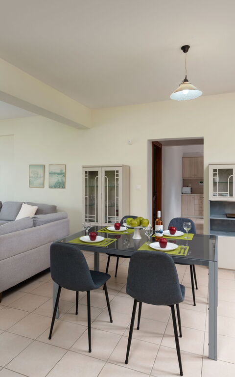 Villa Flora: Kök, Lunchrum