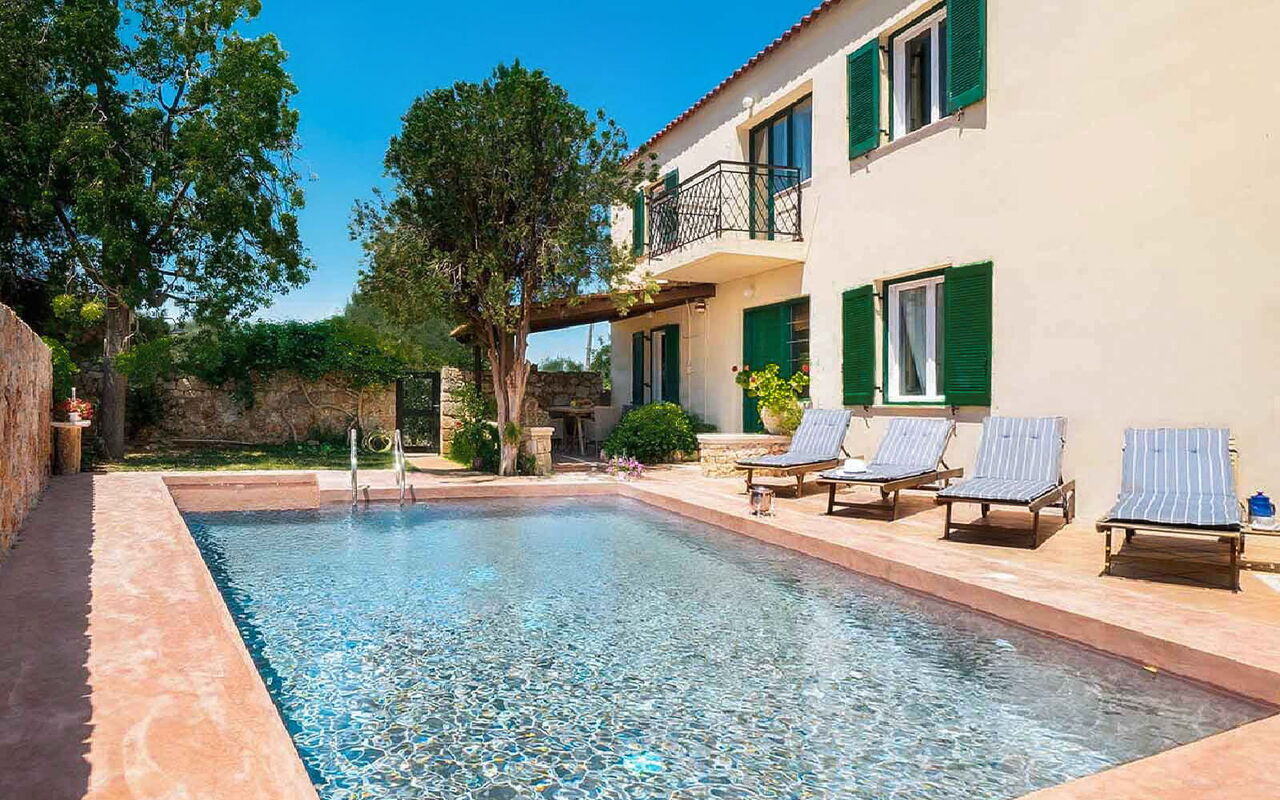 Villa Giani: Exteriör, slå samman