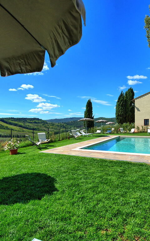 Montauto: Exteriör, slå samman, Trädgård