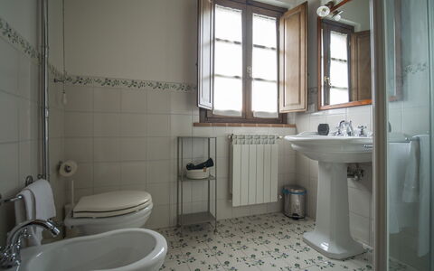 Semesterboende Torri: Badrum