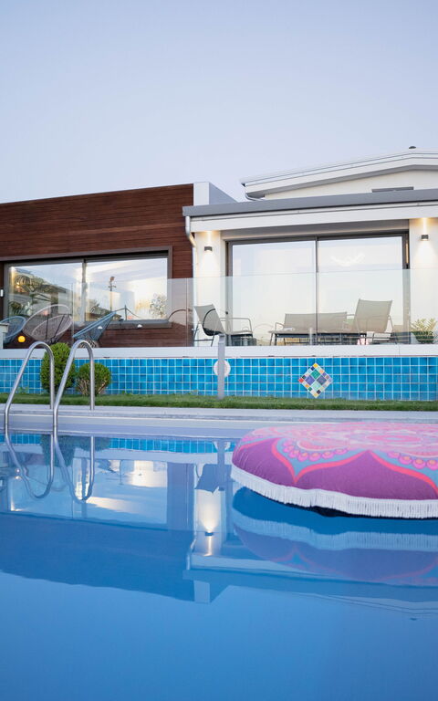 Villa Vincenzo: Exteriör, slå samman, Trädgård