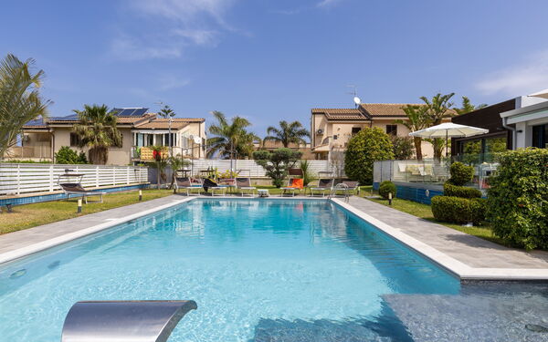 Villa Vincenzo: Exteriör, slå samman, Utomhus