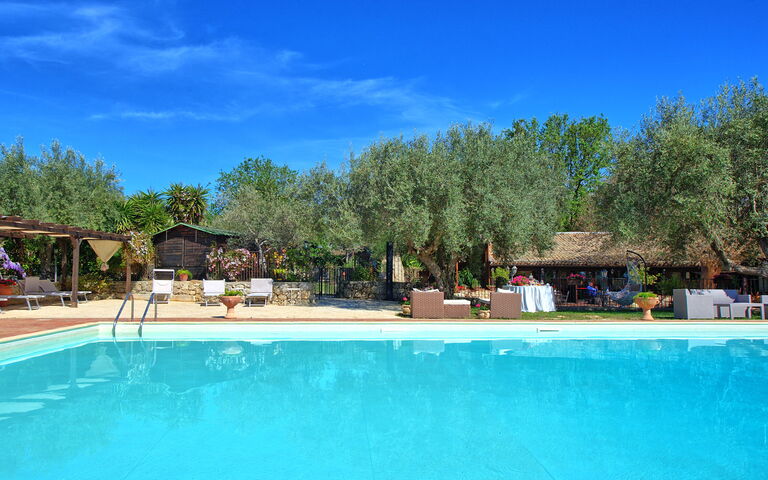 Villa Maddalena: Exteriör, slå samman, Utomhus