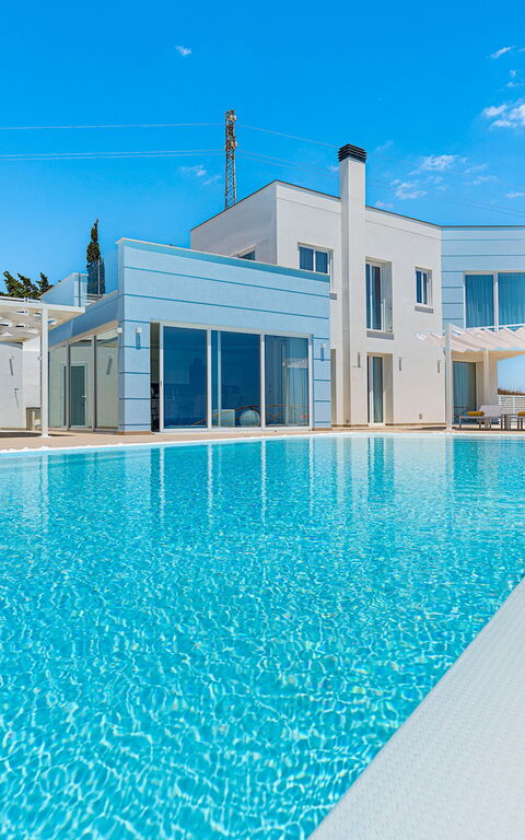 Villa Domizia: Exteriör, slå samman, Sommar