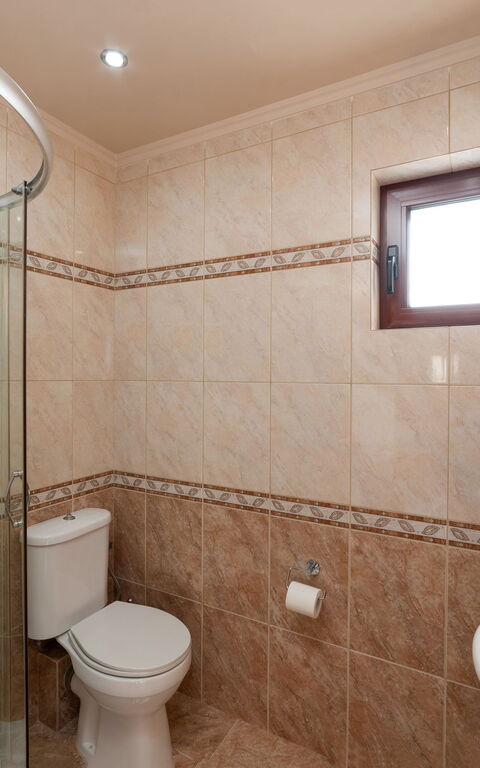 Villa Halepi: Badrum