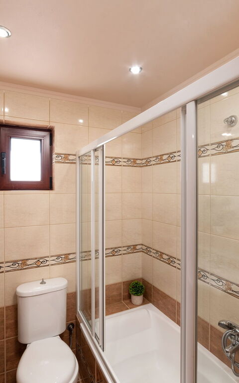 Villa Halepi: Badrum