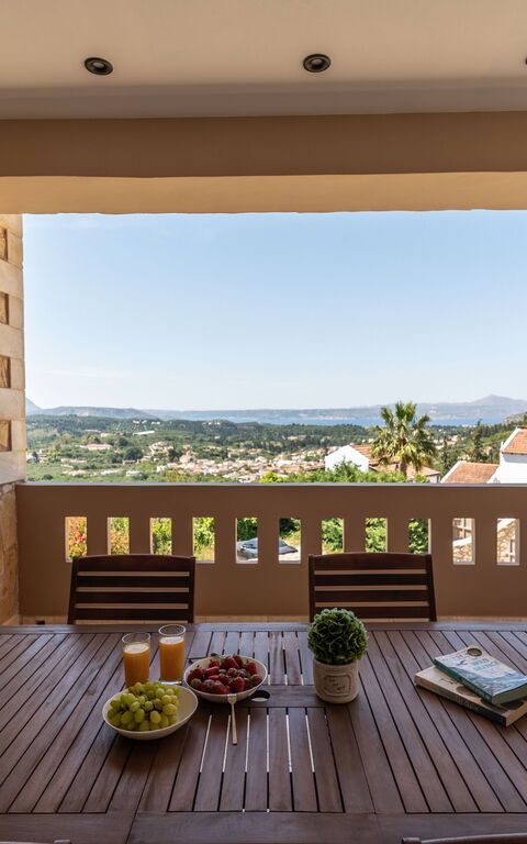 Villa Halepi: Balkong / terrass / uteplats, Utomhus