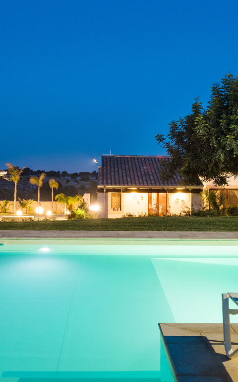 Corte Moscata: Exteriör, slå samman, Trädgård