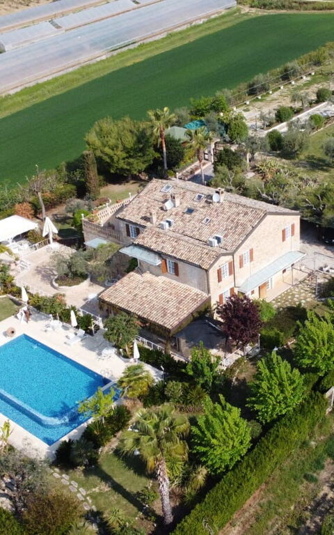 Villa Vittoria: Utomhus