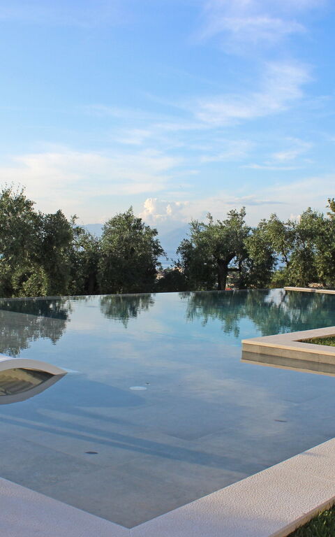 Villa Acropolitana: Exteriör, slå samman, Utomhus