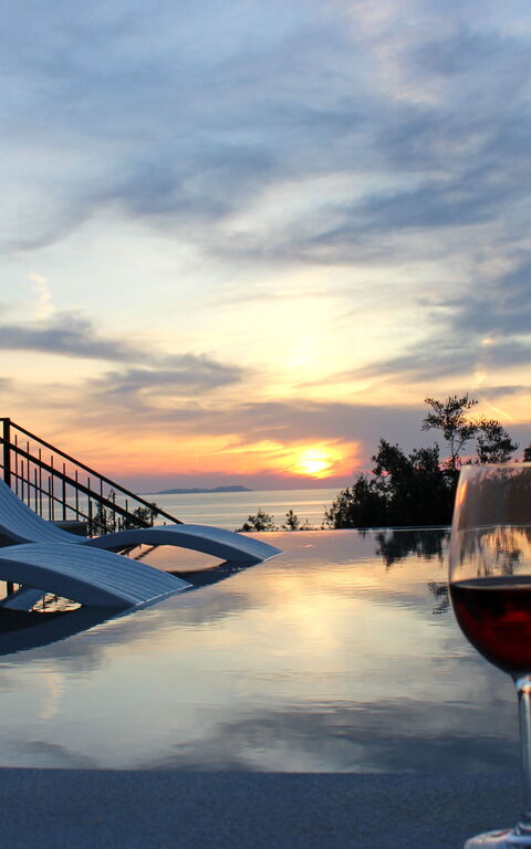 Villa Acropolitana: slå samman, Utomhus