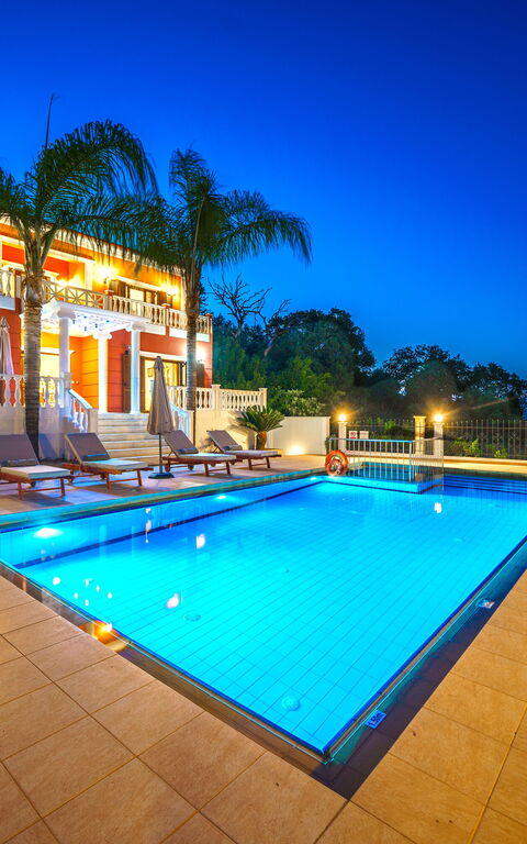 Iro Royal Villa: Exteriör, slå samman, Utomhus