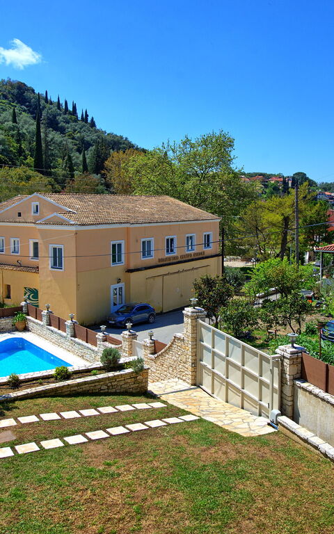 Villa Angie: Utomhus