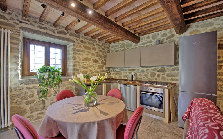 Villa Mulino: Kök, Lunchrum, Vardagsrum