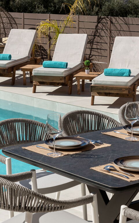 Villa Silentium Evilia: Exteriör, slå samman, Utomhus