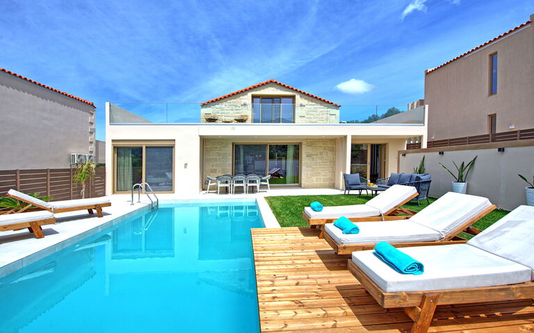 Villa Silentium Evilia: Exteriör, slå samman, Utomhus