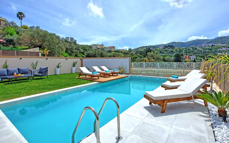 Villa Silentium Evilia: slå samman, Trädgård, Utomhus