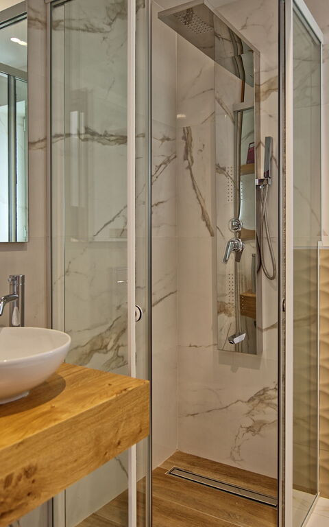 Villa Silentium Olia: Badrum